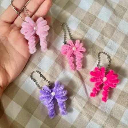 Keychain (floral wire)